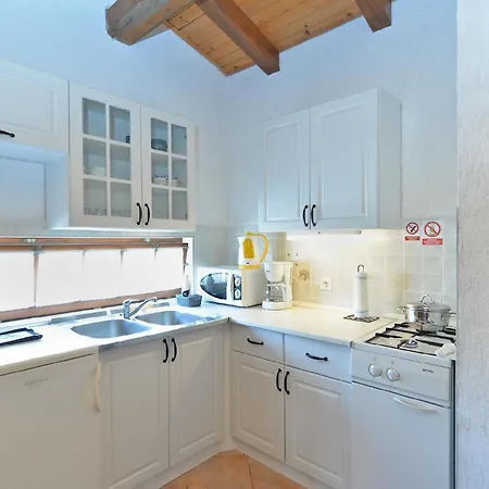 Fuer 3 Personen Ca 30 Qm In Fazana, Istrien Istrische Riviera Apartment Fazana